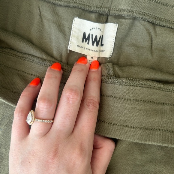 Madewell Joggers - Picture 5 of 6